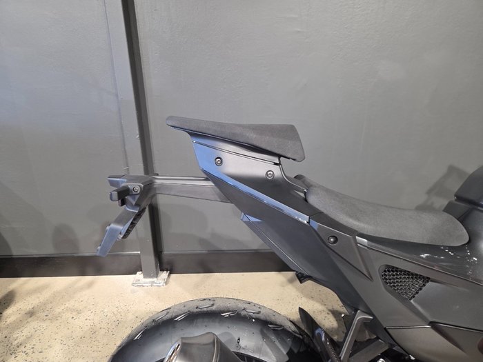2026 Ktm 2026 Ktm 990cc 990 RC R BLACK