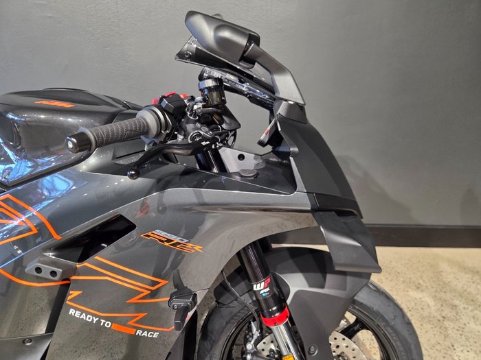 2026 Ktm 2026 Ktm 990cc 990 RC R BLACK