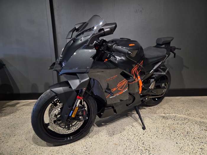 2026 Ktm 2026 Ktm 990cc 990 RC R BLACK