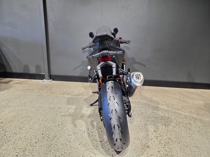 2026 Ktm 2026 Ktm 990cc 990 RC R BLACK