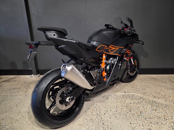 2026 Ktm 2026 Ktm 990cc 990 RC R BLACK