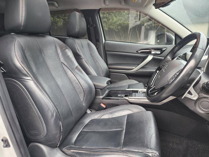 2017 Mitsubishi Eclipse Cross Exceed
