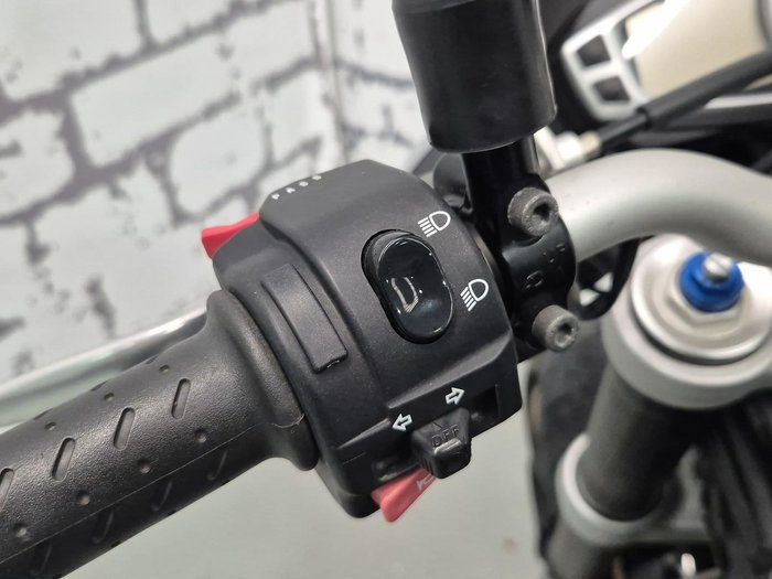 2011 Triumph Street Triple R Street Triple Black
