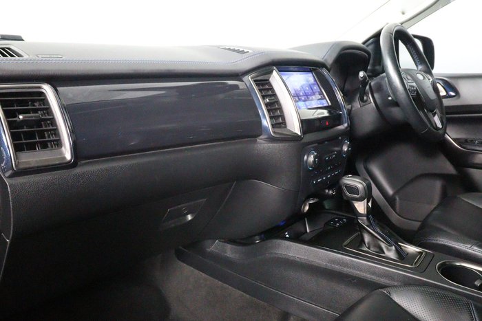 2020 Ford Everest Sport