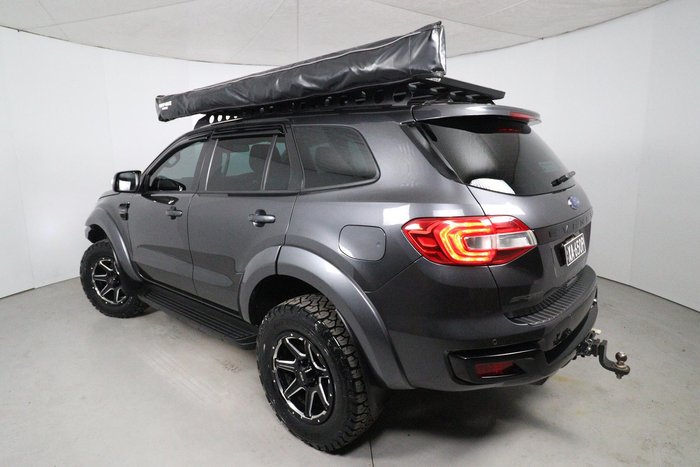 2020 Ford Everest Sport