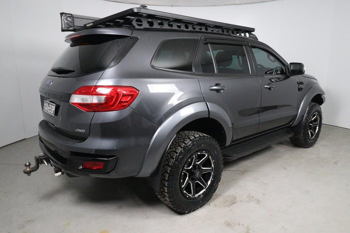 2020 Ford Everest Sport