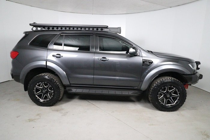 2020 Ford Everest Sport