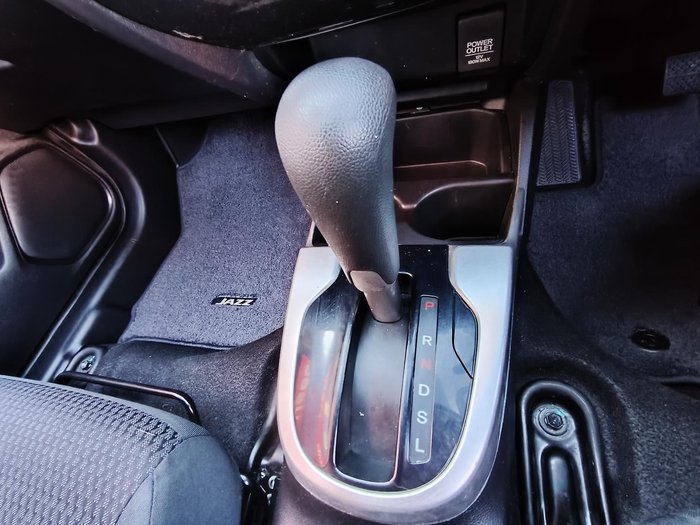 2019 Honda Jazz VTi GF MY19 Rally Red