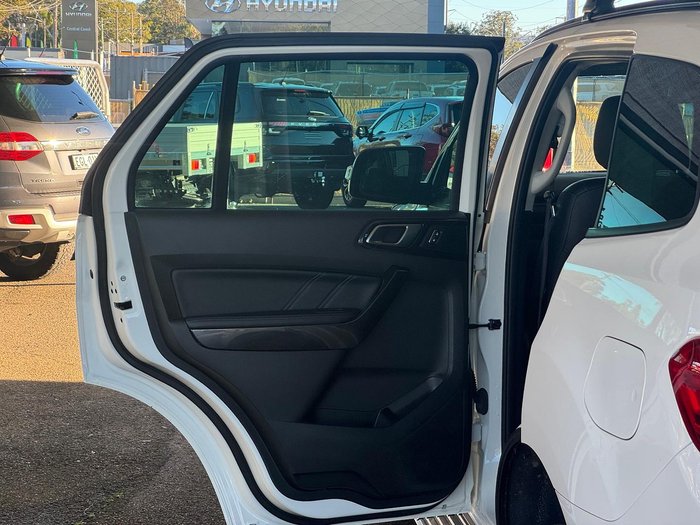 2020 Ford Everest Sport