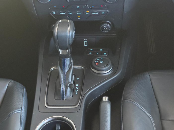2020 Ford Everest Sport