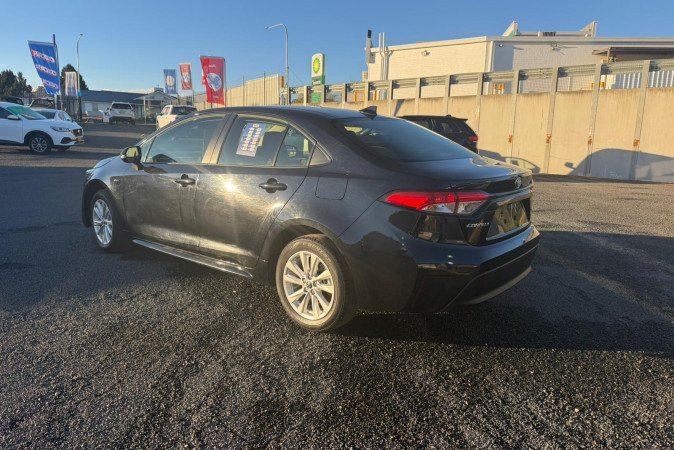 2024 TOYOTA COROLLA ASCENT SPORT HYBRID