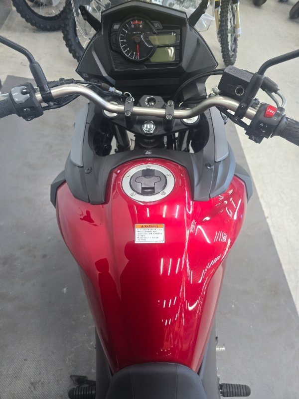2020 Suzuki V-STROM 650 (DL650A) Red