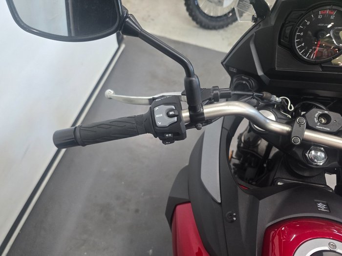 2020 Suzuki V-STROM 650 (DL650A) Red