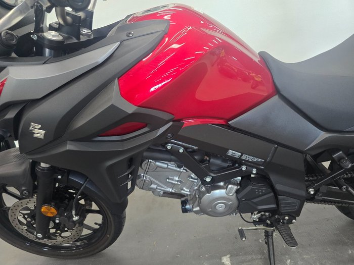 2020 Suzuki V-STROM 650 (DL650A) Red