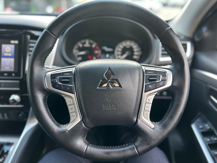 2022 Mitsubishi Pajero Sport GLS