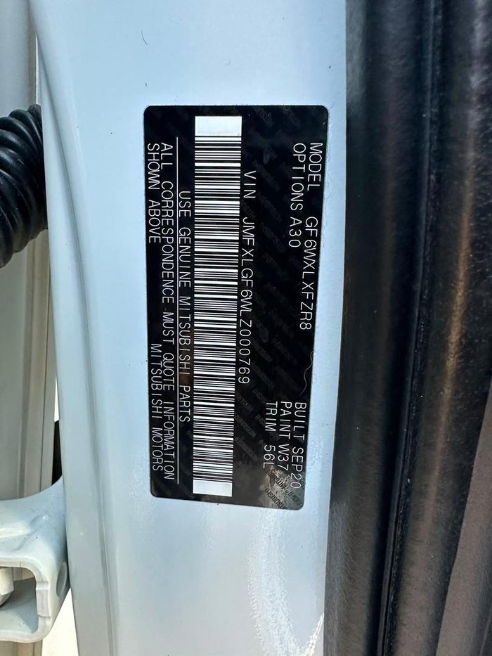 2020 Mitsubishi Outlander LS