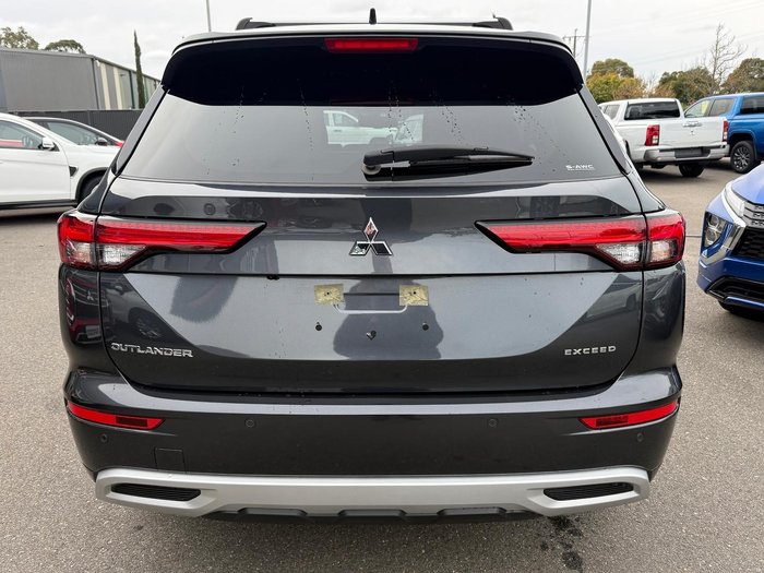 2024 Mitsubishi Outlander Exceed Tourer