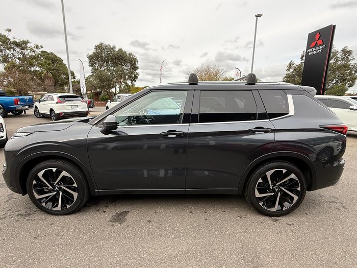 2024 Mitsubishi Outlander Exceed Tourer