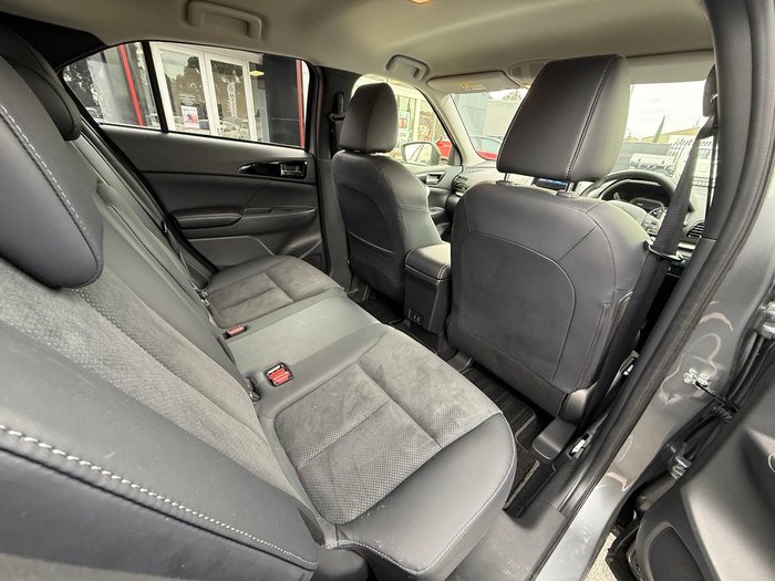 2023 Mitsubishi Eclipse Cross PHEV XLS