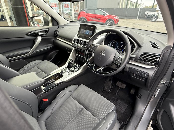2023 Mitsubishi Eclipse Cross PHEV XLS