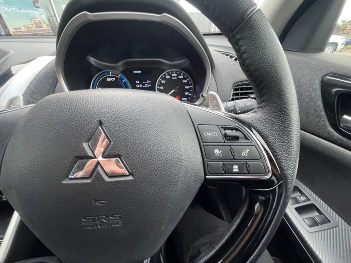 2023 Mitsubishi Eclipse Cross PHEV XLS