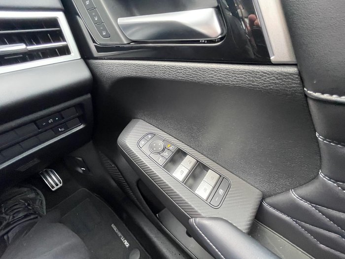 2025 Mitsubishi Outlander Exceed