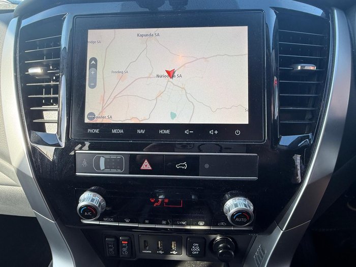 2024 Mitsubishi Pajero Sport Exceed