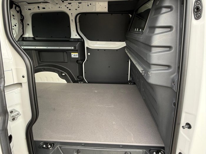 2024 Volkswagen ID. Buzz Cargo BEV550