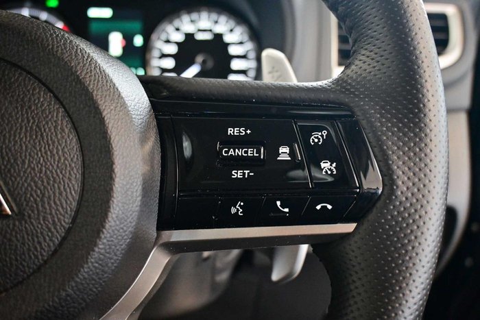 2025 Mitsubishi Pajero Sport GLX