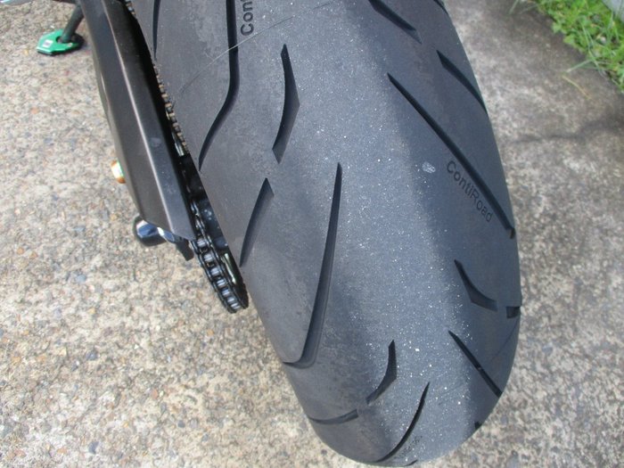2018 Kawasaki ZR 900 BLACK