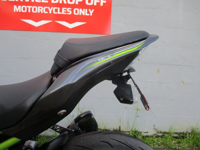 2018 Kawasaki ZR 900 BLACK