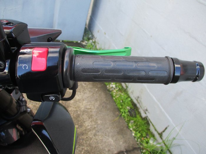 2018 Kawasaki ZR 900 BLACK