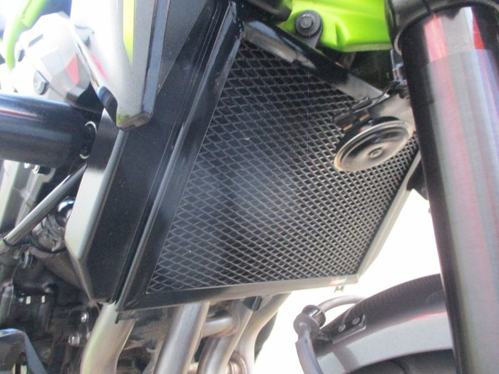 2018 Kawasaki ZR 900 BLACK
