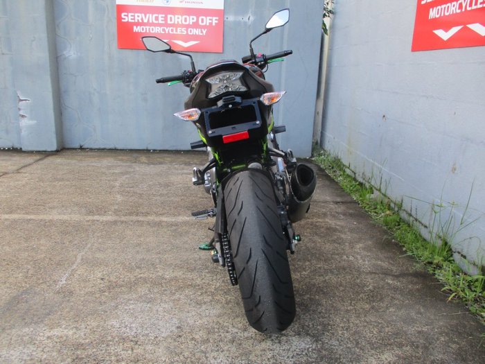 2018 Kawasaki ZR 900 BLACK