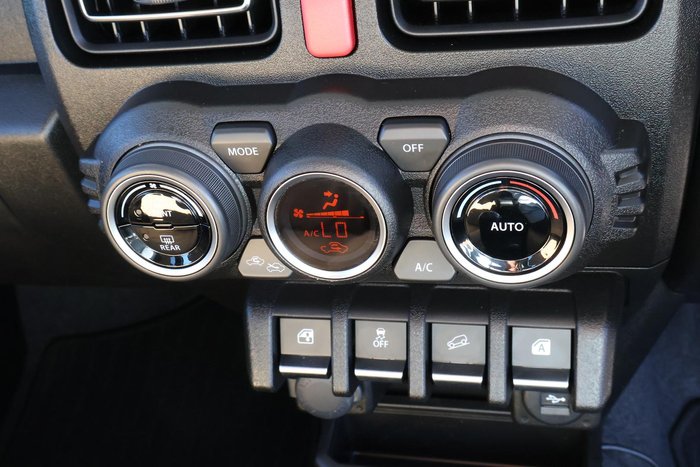 2023 Suzuki Jimny Heritage Edition