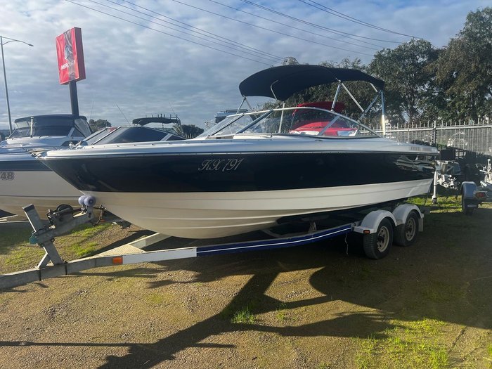 2007 Bayliner 215 Bowrider