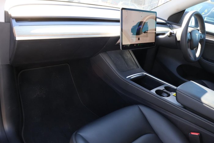 2023 Tesla Model Y Performance