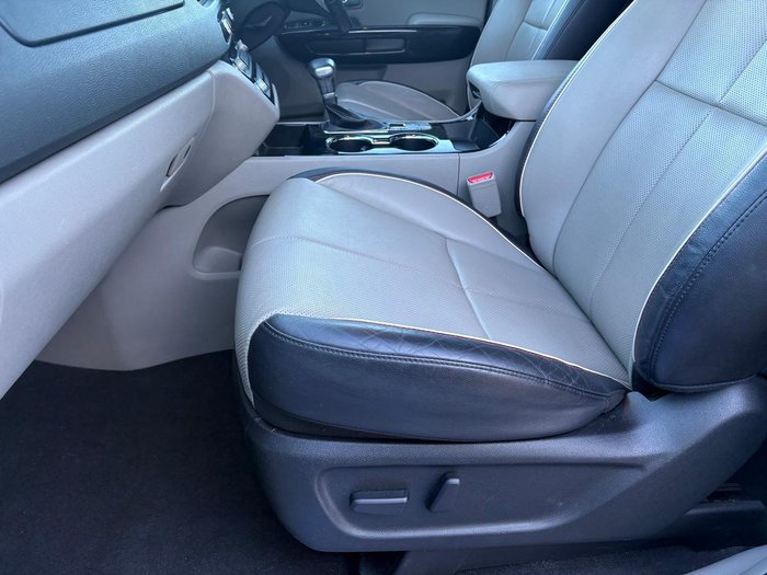 2019 Kia Carnival Platinum