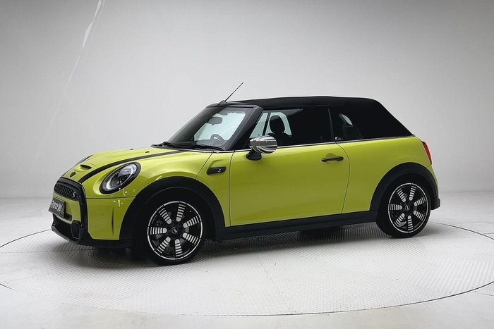 2022 MINI Convertible Cooper S MINI Yours