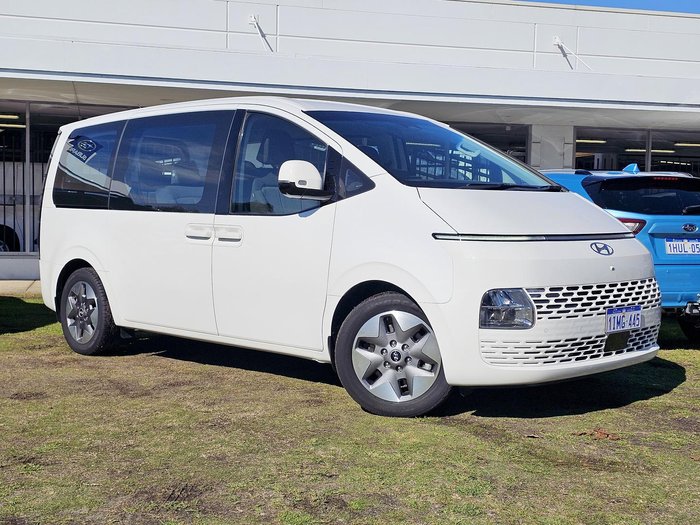 2022 Hyundai STARIA