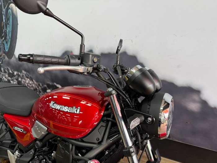 2024 Kawasaki Z650 RS RED