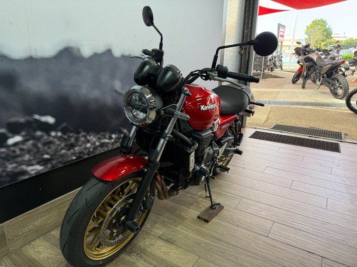 2024 Kawasaki Z650 RS RED