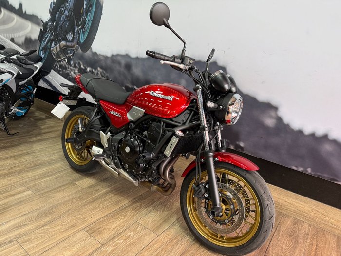 2024 Kawasaki Z650 RS
