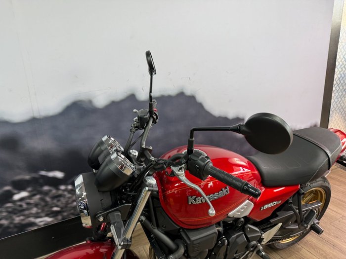 2024 Kawasaki Z650 RS RED