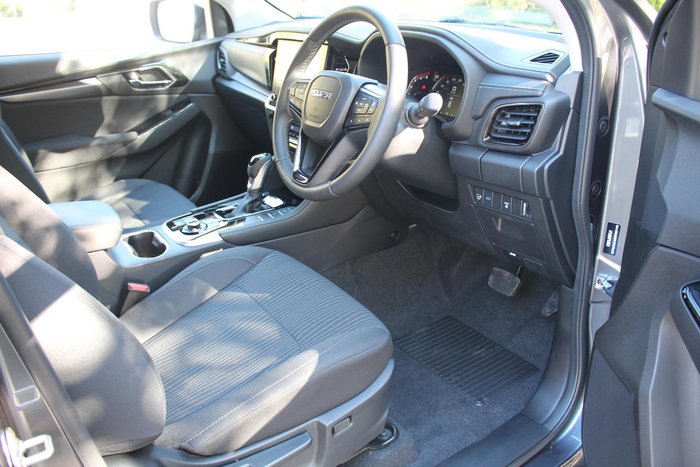 2025 Isuzu MU-X LS-U