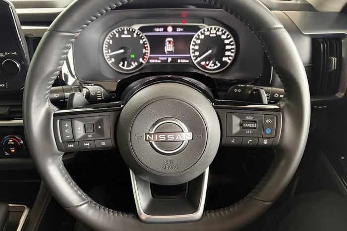 2024 Nissan Pathfinder Ti