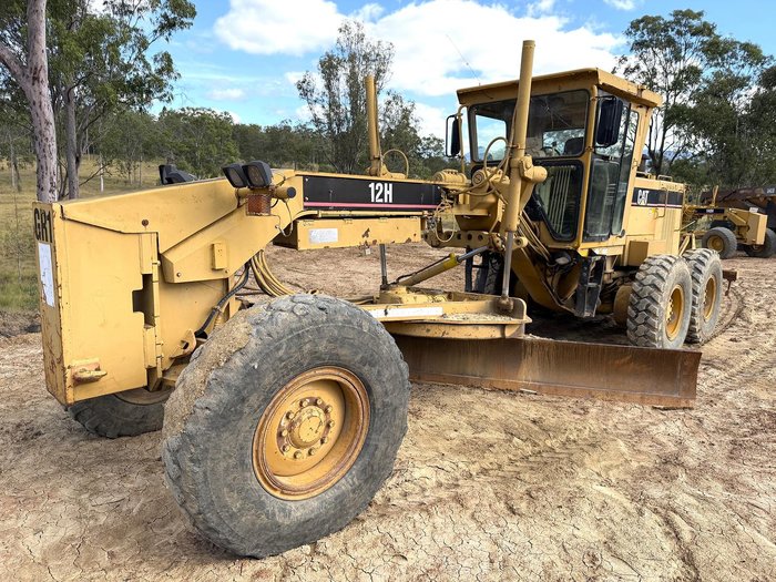 1995 Caterpillar 12H
