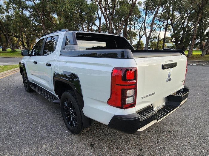 2024 Mitsubishi Triton GSR