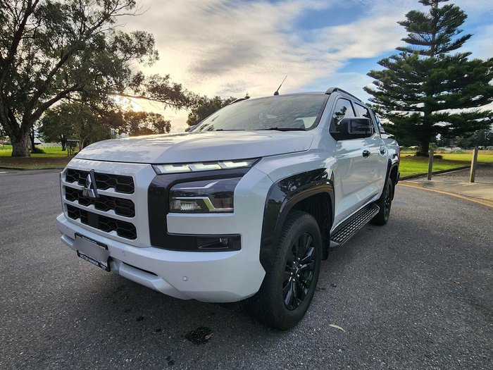 2024 Mitsubishi Triton GSR