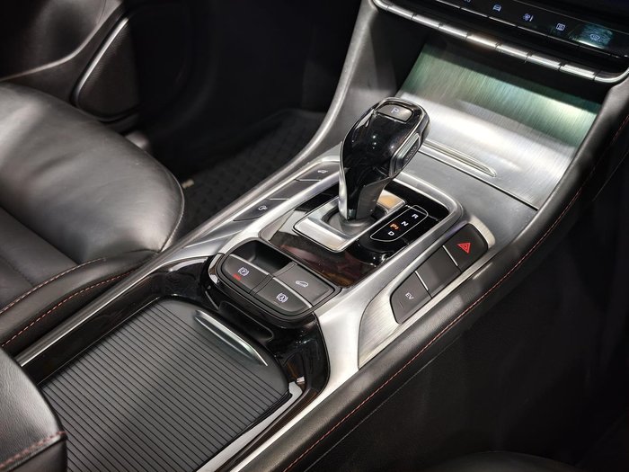2021 MG HS PHEV Essence